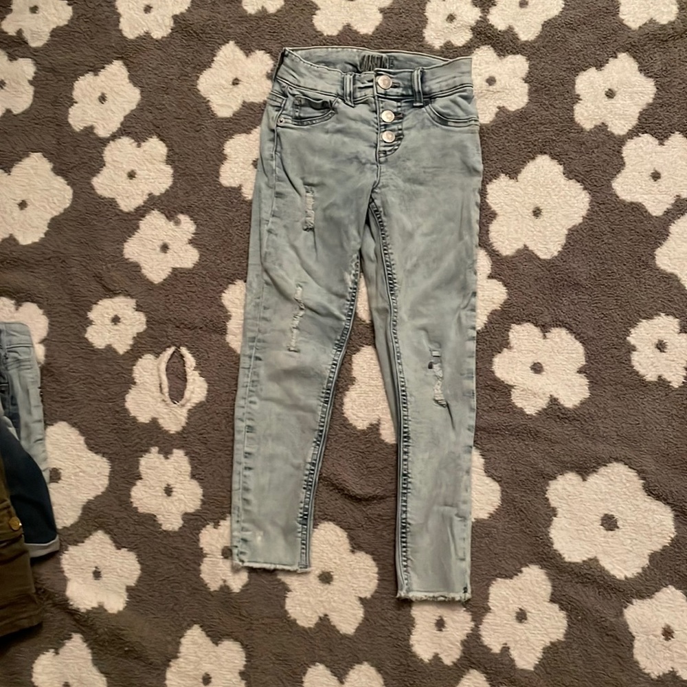 Justice kids jeggings size 7. Denim jeans.
